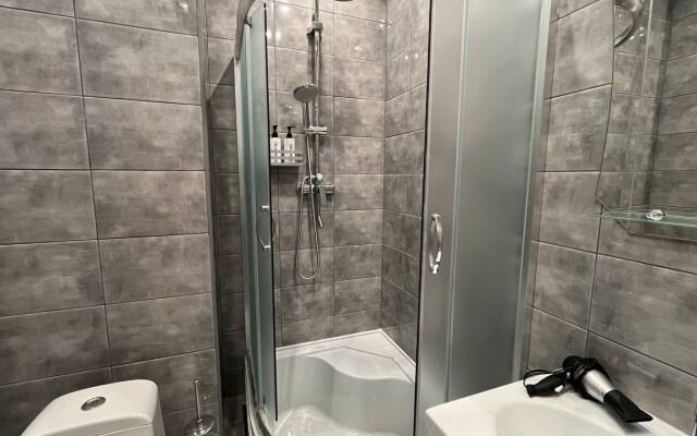 Апартаменты Комфортные рядом с метро в шикарном районе