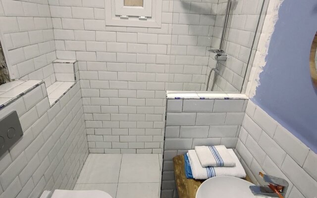 Апартаменты 2BR+2Bath entire apt with Balcony at central location