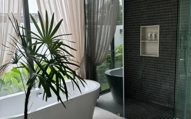 3-Kh Spalnaya Lyuks na Bang-Tao Villa