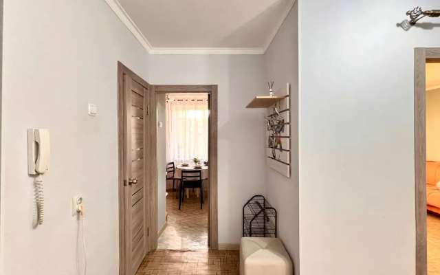 Apartamenty Dvuhkomnatnye Nice Flat