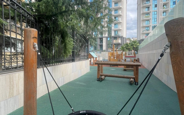 Uyutnaya S Sovremennym Remontom Flat