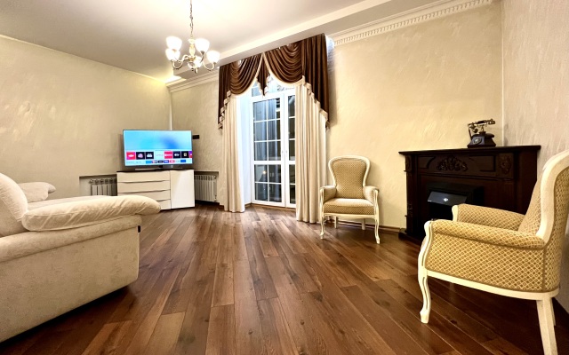 3-komnatnaya Premium Klassa Yarapartments na Sovetskoy 21 Flat