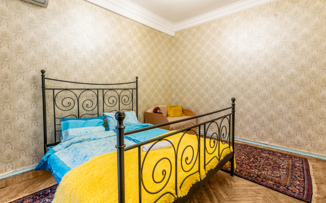 2 Rooms Apartments Smolenskaya-Sennaya Ploshad'