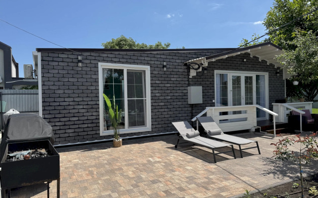 Частный Дом 550 с Тёплым бассейном Сауна Мангал Голубая Бухта