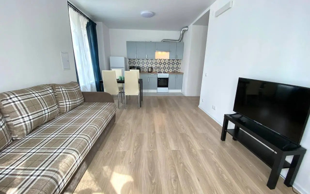 Yevrotreshka Vv Apart U Metro Kotelniki Na Sosnovoy 5 Apartments