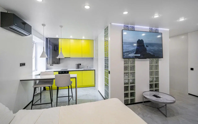 Квартира Новая Студия с Джакузи и Кондиционером в Сердце Минска