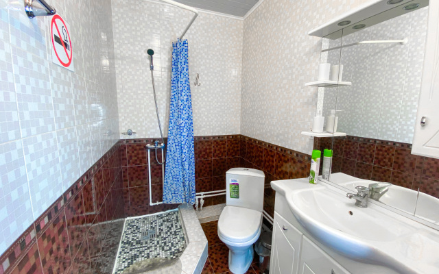 Andrianna Guest House