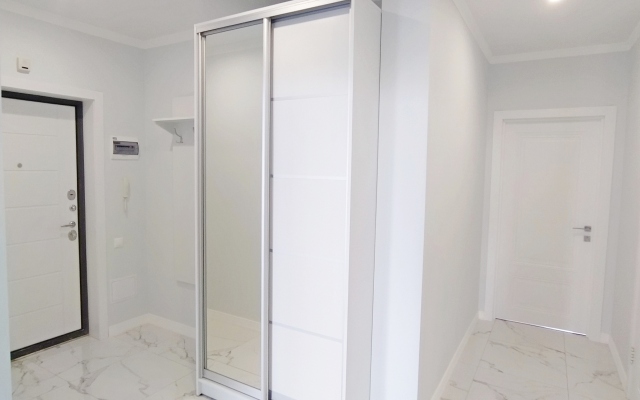 2-h komnatniye Lyuks V Tsentre Novyij Dom Apartments, 75 m2