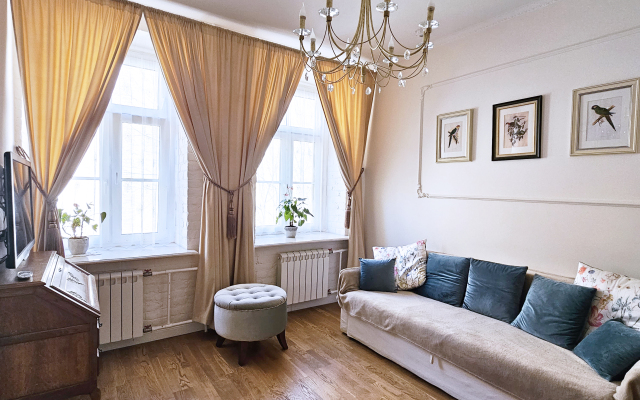 Апартаменты Life Inn near Kazan Cathedral