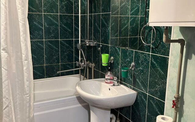 3kh Komnatnaya Na Beloy Romashke Flat