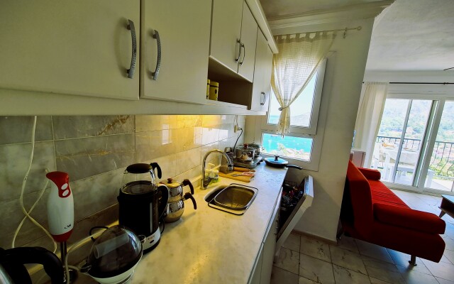 Serena Suites Flat