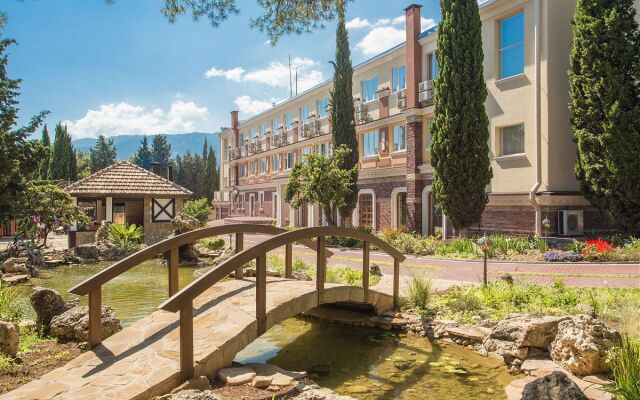 Darsan Hotel