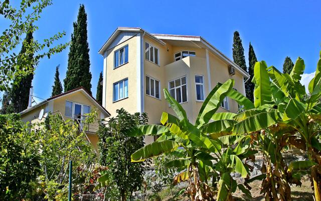Na Kirova 96/3 Private House