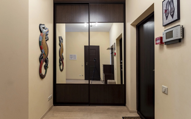 Mira Apartments