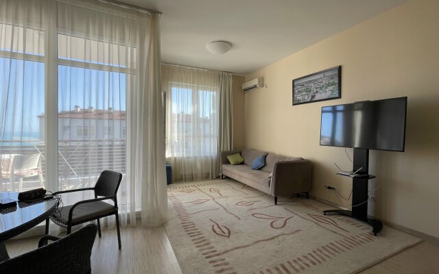 Pulsar Apartments 1