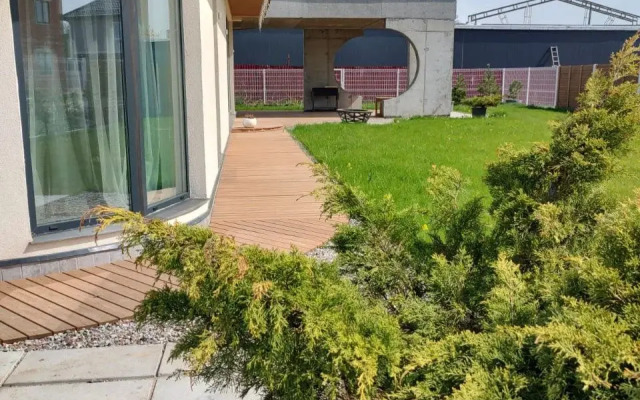 Luch Solnca Villa