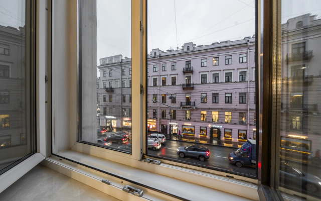 Апартаменты Уют с видом на Невский