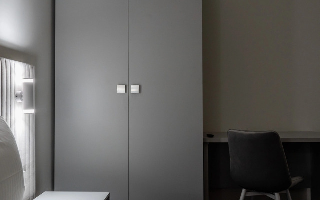 Апартаменты на Коммуны 2