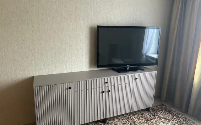 Na 9-Om Nebe Flat