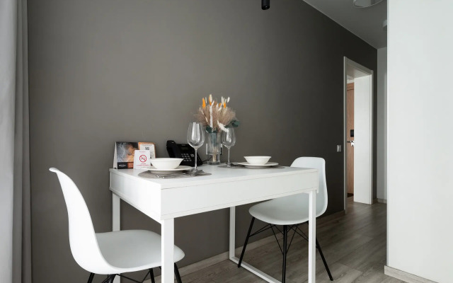 Квартира MyHomeYourHome на Салова 61 — современный комплекс Valo