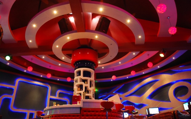 Atlant Holiday Village Hotel