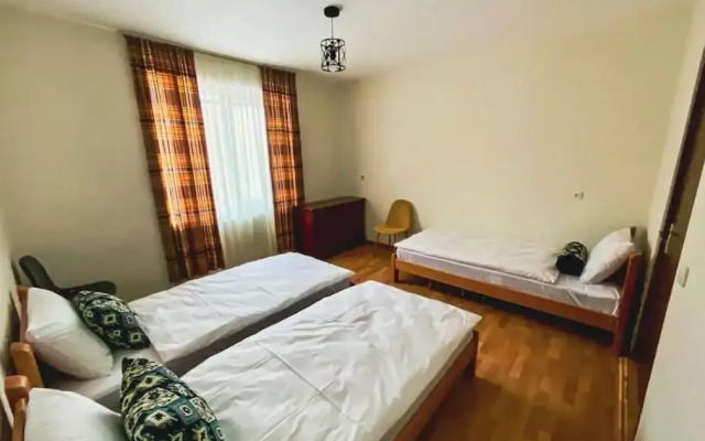 Deka Private house