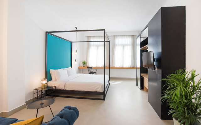 MONK Monastiraki Suites Apart-Hotel