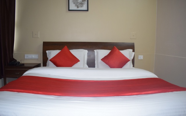 Vasundhra Hotel
