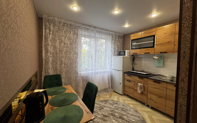 Posutochno Eniseyskaya 54A Flat