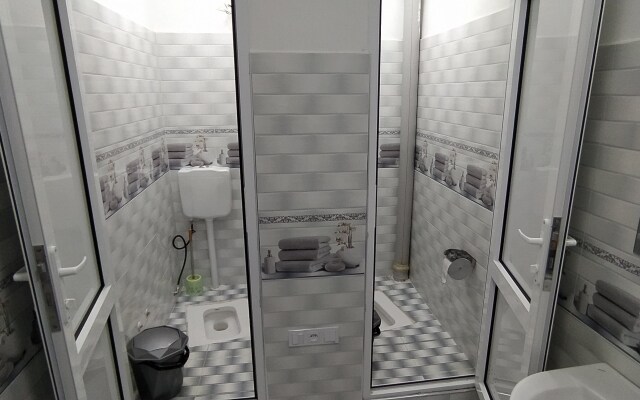 Chinor Hostel