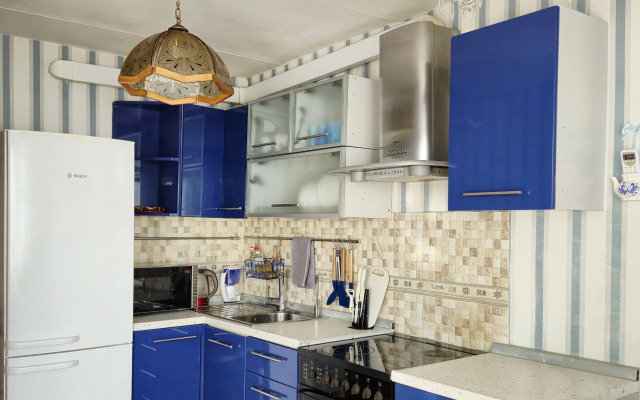 Dizaynerskaya Kvartira Gzhel  V Russkom Stile Flat