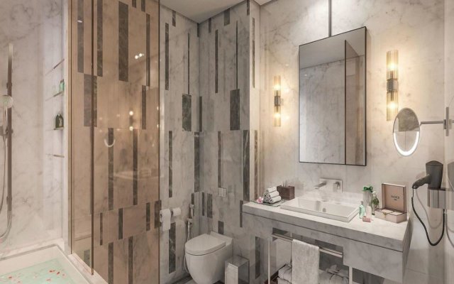 Holiday Inn Dubai al-Maktoum Airport, an IHG Hotel