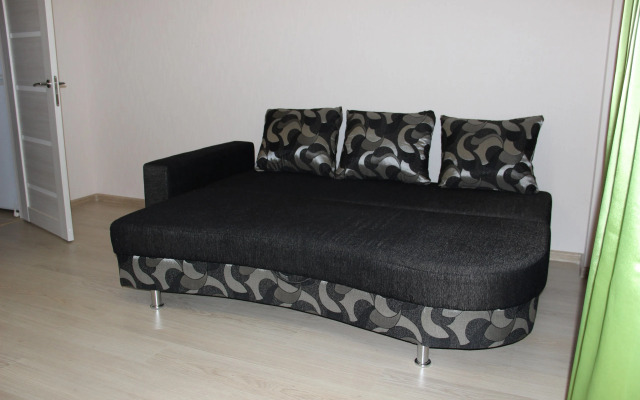V 5 Minutakh Ot M. Devyatkino Studio Flat