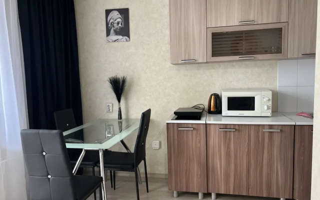 Квартира AppartDeLuxe Взлетная 7К