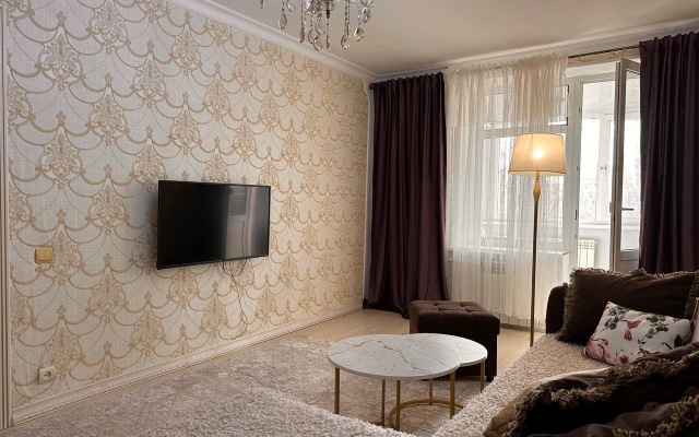 Квартира Уютная 2-комнатная с Лоджией в Махачкале