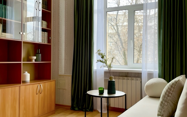 U Metro 1905 Goda Apartments