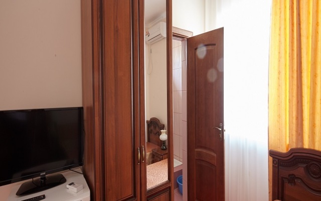 Anna Guest House