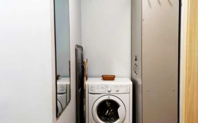 Na Ulitse Uglichskaya 3 Flat