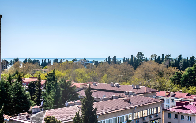 Roz Del Mar Apartments