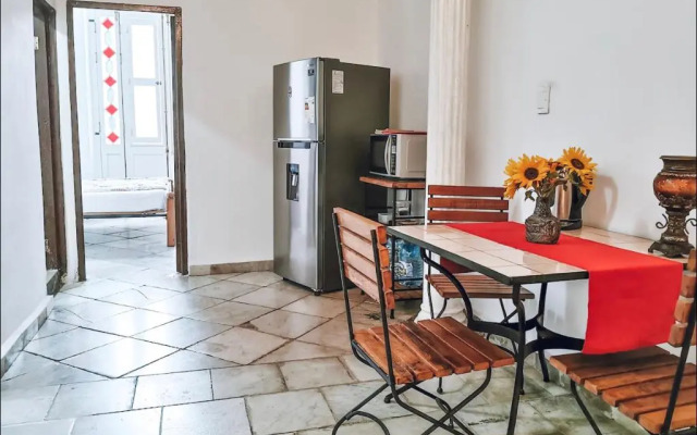 Апартаменты Эль Колониаль с балконом в Старой Гаване