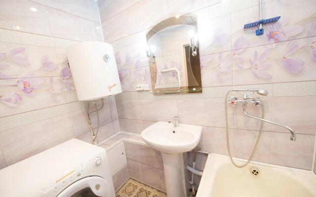 Апартаменты 2-к на площади Победы