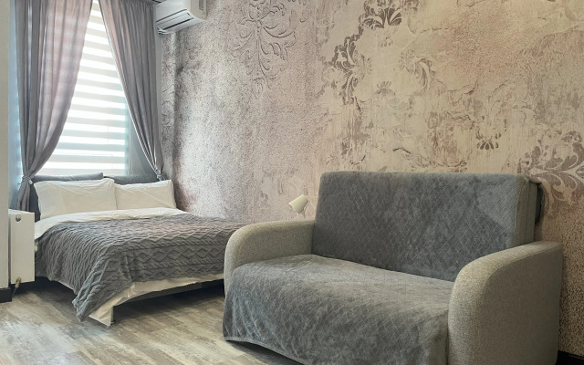 Royal Energy Flat