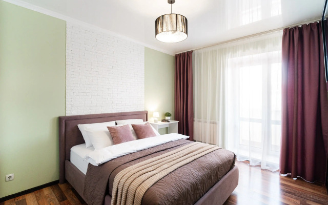 Prostornaya 2-Komnatnaya Dlya Semyi Flat