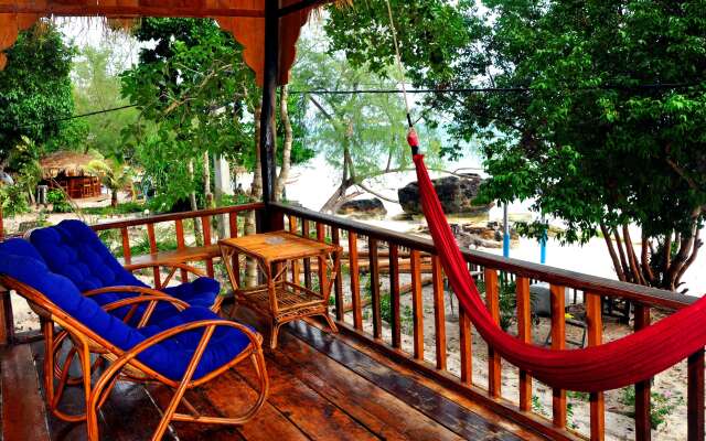 Ben white beach Bungalow