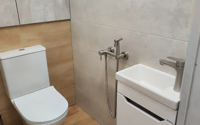 S vidom na rechku Flat