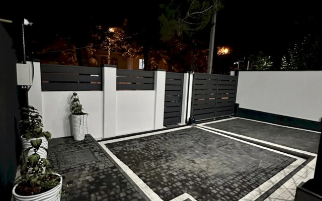 399 V Tsentre Goroda Guest House