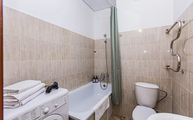 S Krasivym Vidom Na Gory Flat