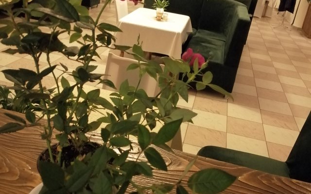 1812 Mini-hotel