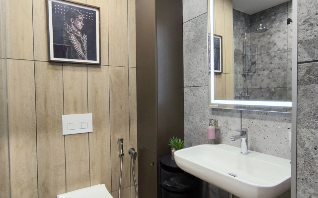 Апартаменты Новые уютные Клен в доме бизнес-класса с охраной