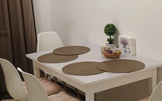 Квартира 2х Комнатная в Развитом Микрорайоне